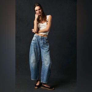 We The Free Good Luck Mid-Rise Barrel Jeans. Brand new